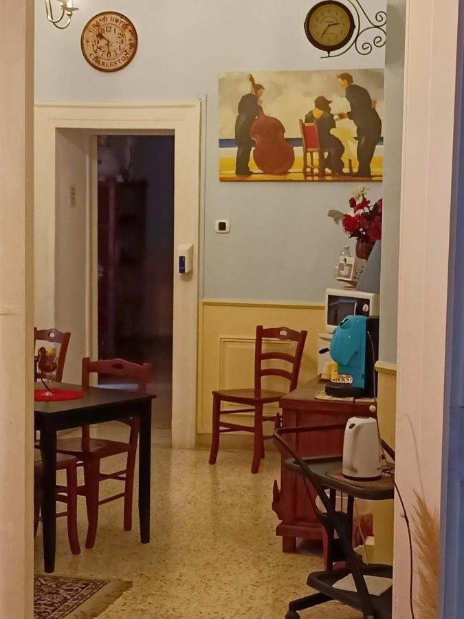 Bed and Breakfast Al 68 Di Piazza Cavour Nápoles Exterior foto
